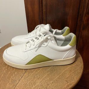 Everlane Court Sneaker